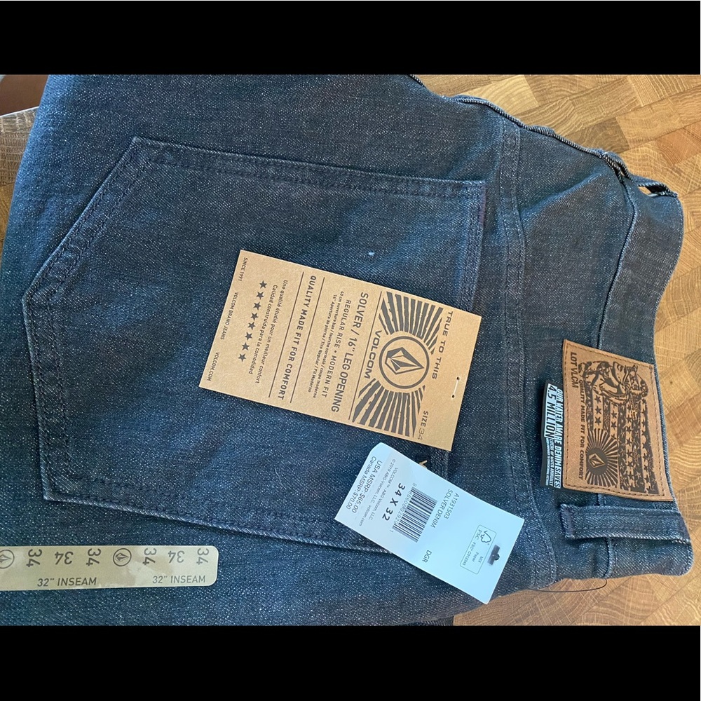 Brand new men’s Volcom Jeans